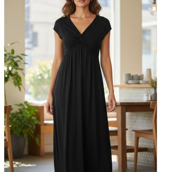 NWT ~ Women's Black Criss Cross Plus Size Midi Dress with Pockets ~ Size 7XL - Picture 1 of 5